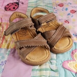 Livie & Luca Brown Leather Sandals w/Scalloped Edges Originals Made in Mexico 6